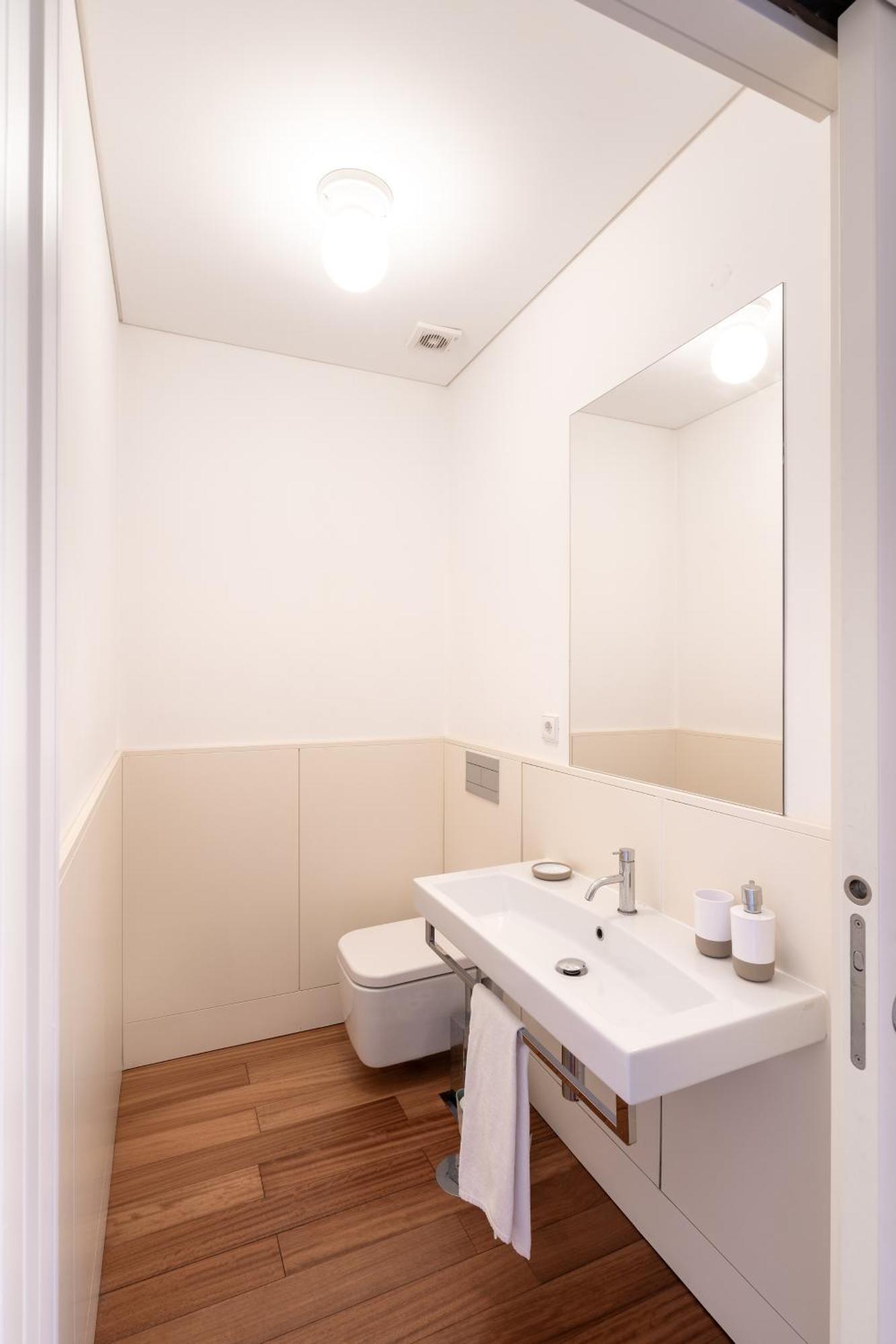 Viva Aliados Spacious & Bright Flat *
