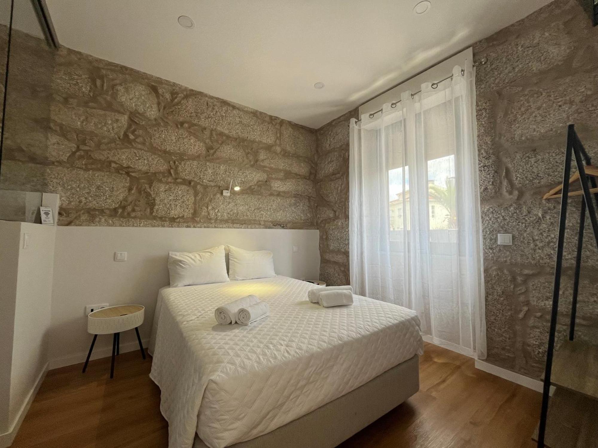 Ameixial Guest house Porto