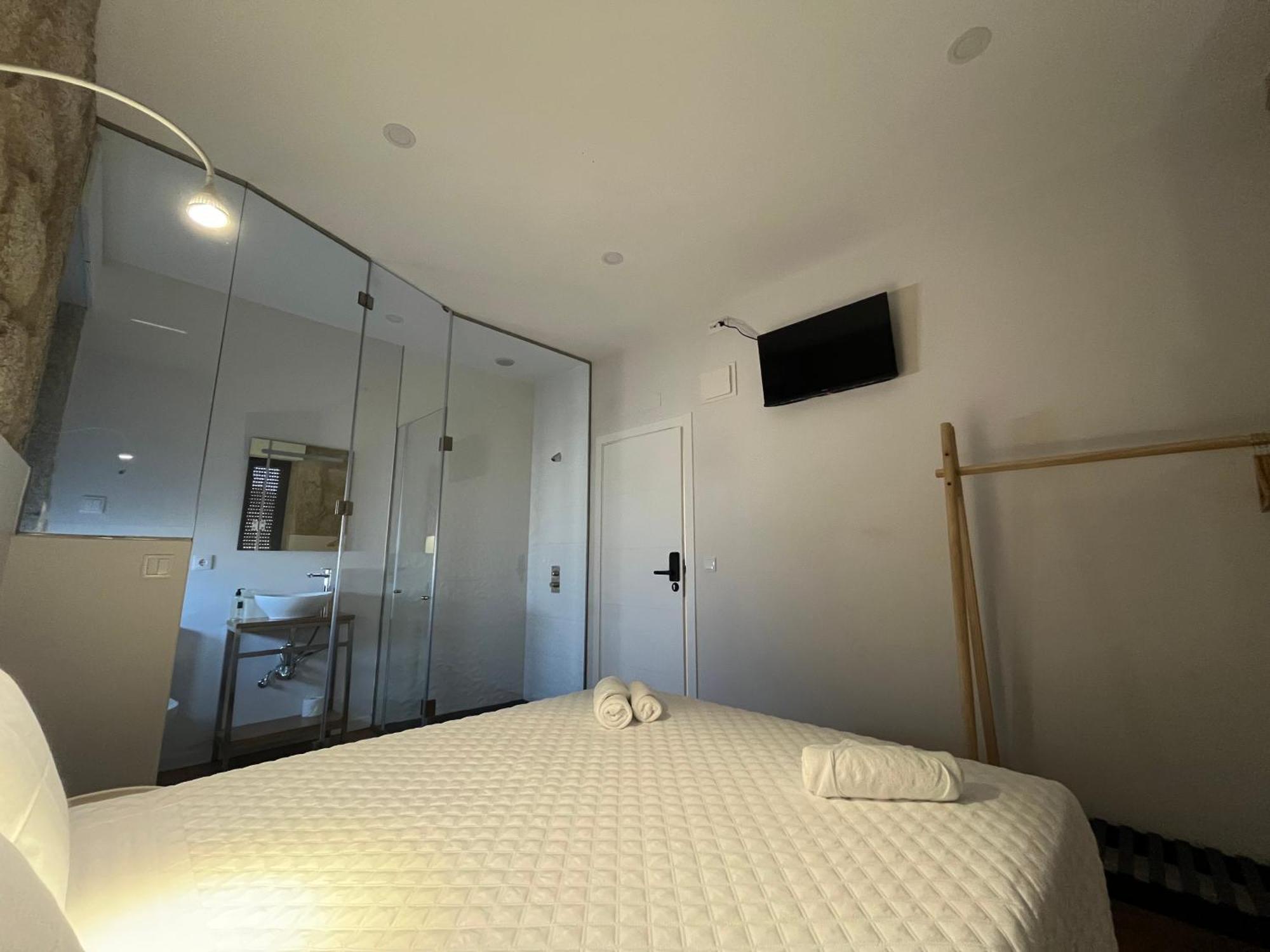 Ameixial Guest house Porto