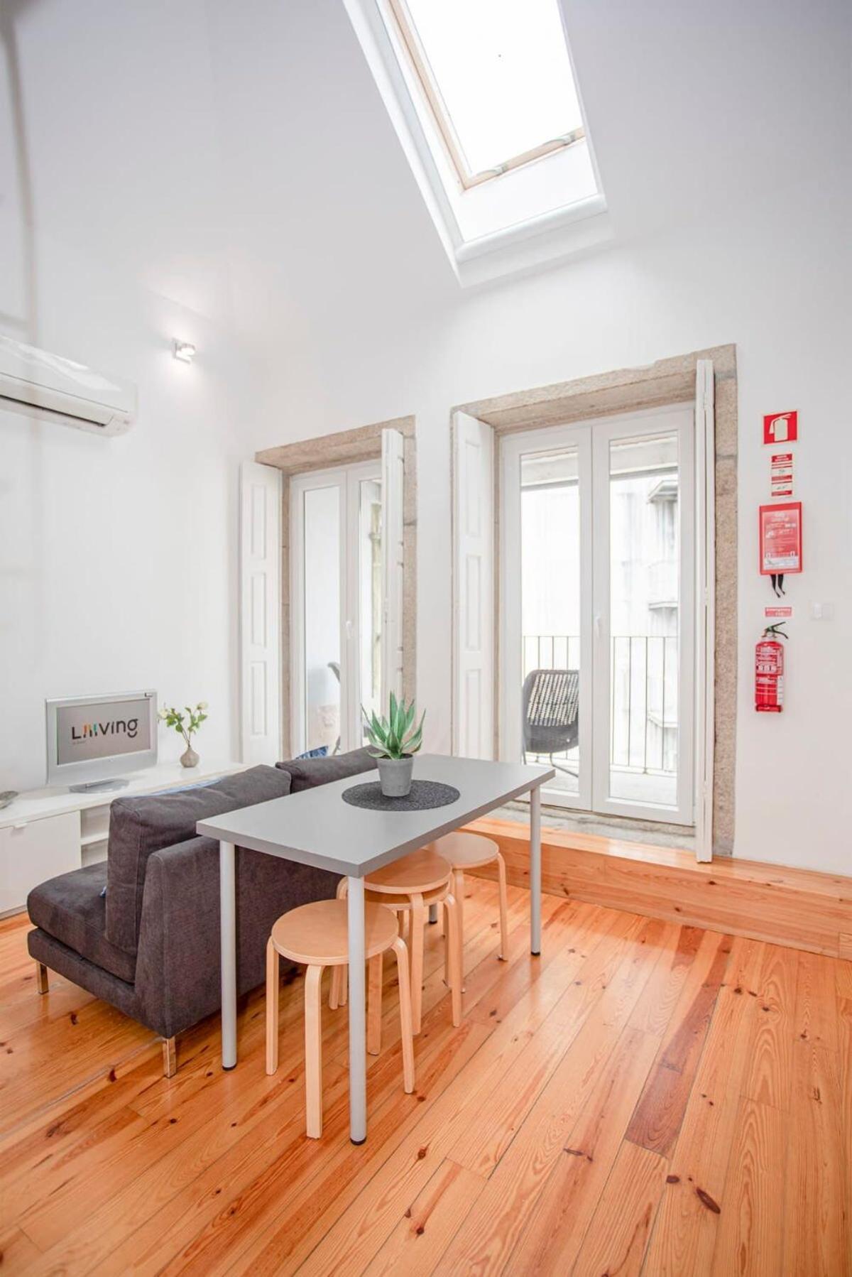 Liiiving In - Heart Of Mezzanine *