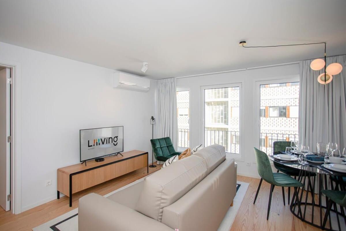 Liiiving In Porto-modern & Glam Rooftop Apartment Porto