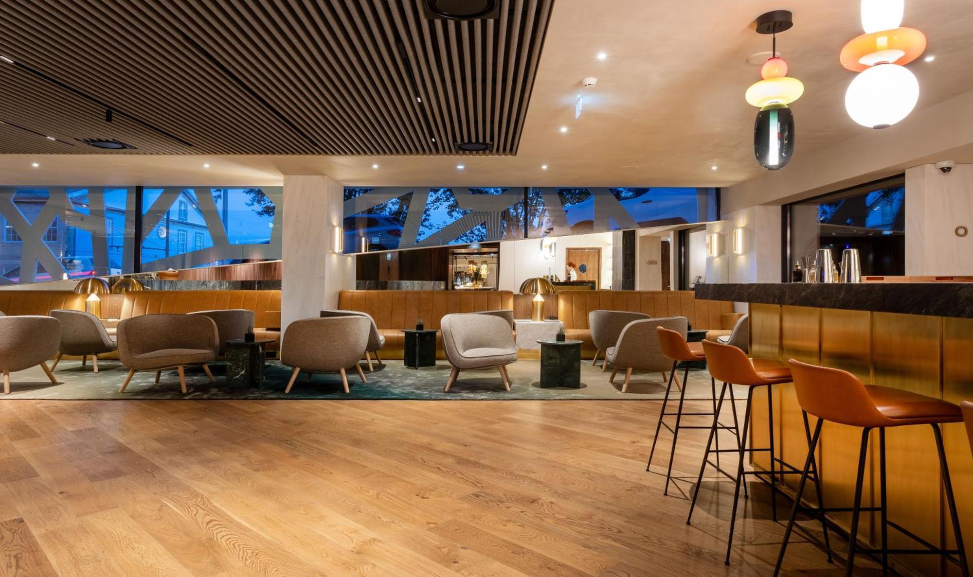 Hotel Altis