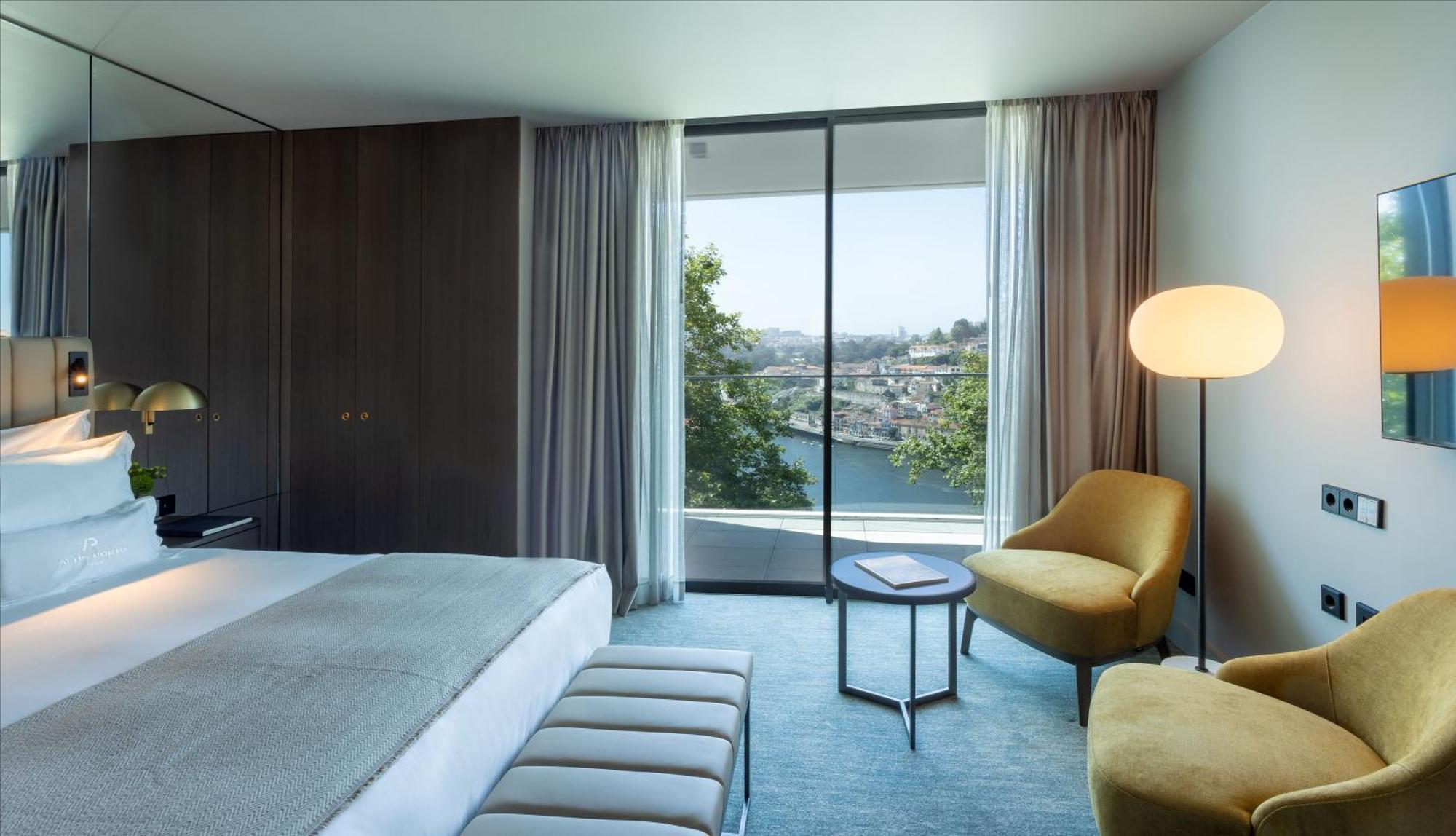 Altis Hotel