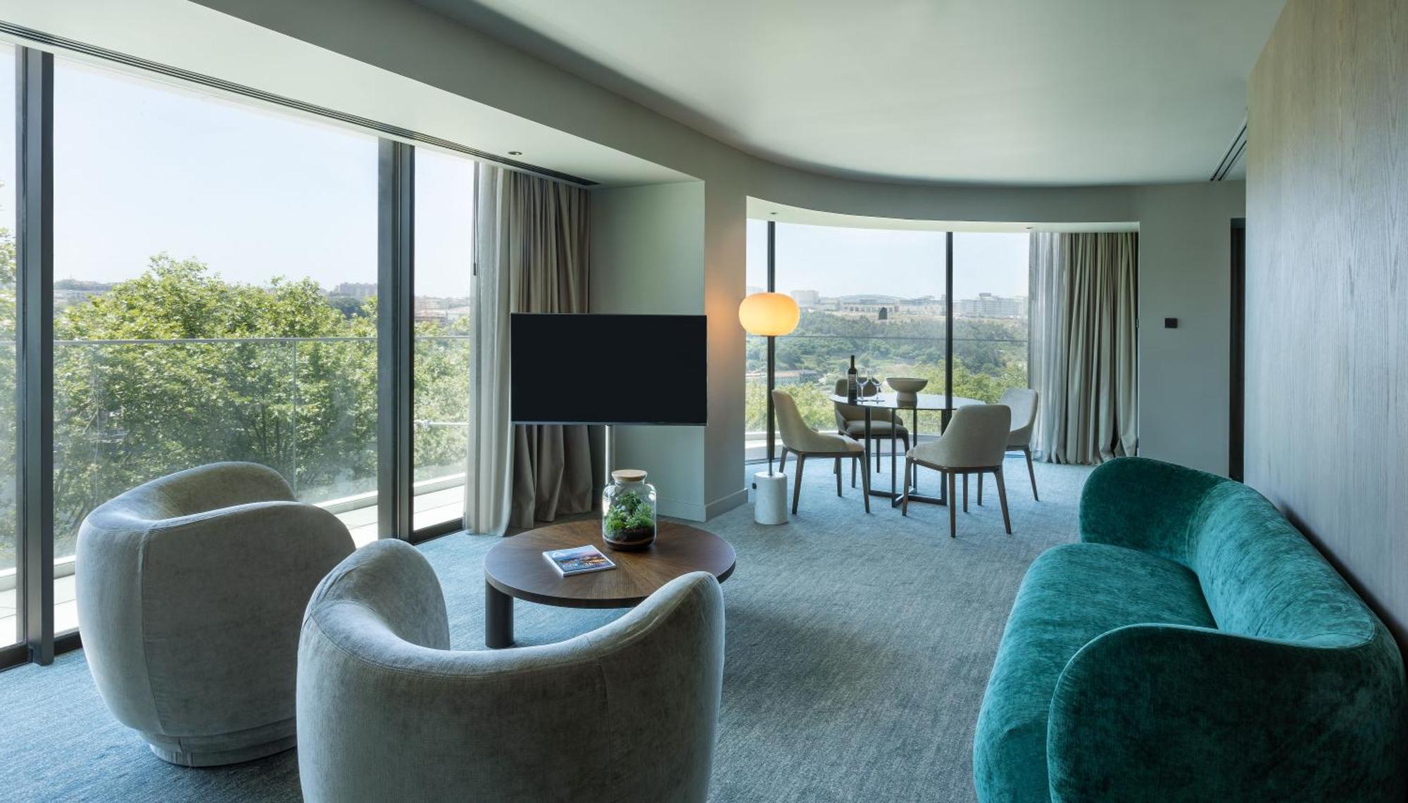 Hotel Altis 5*