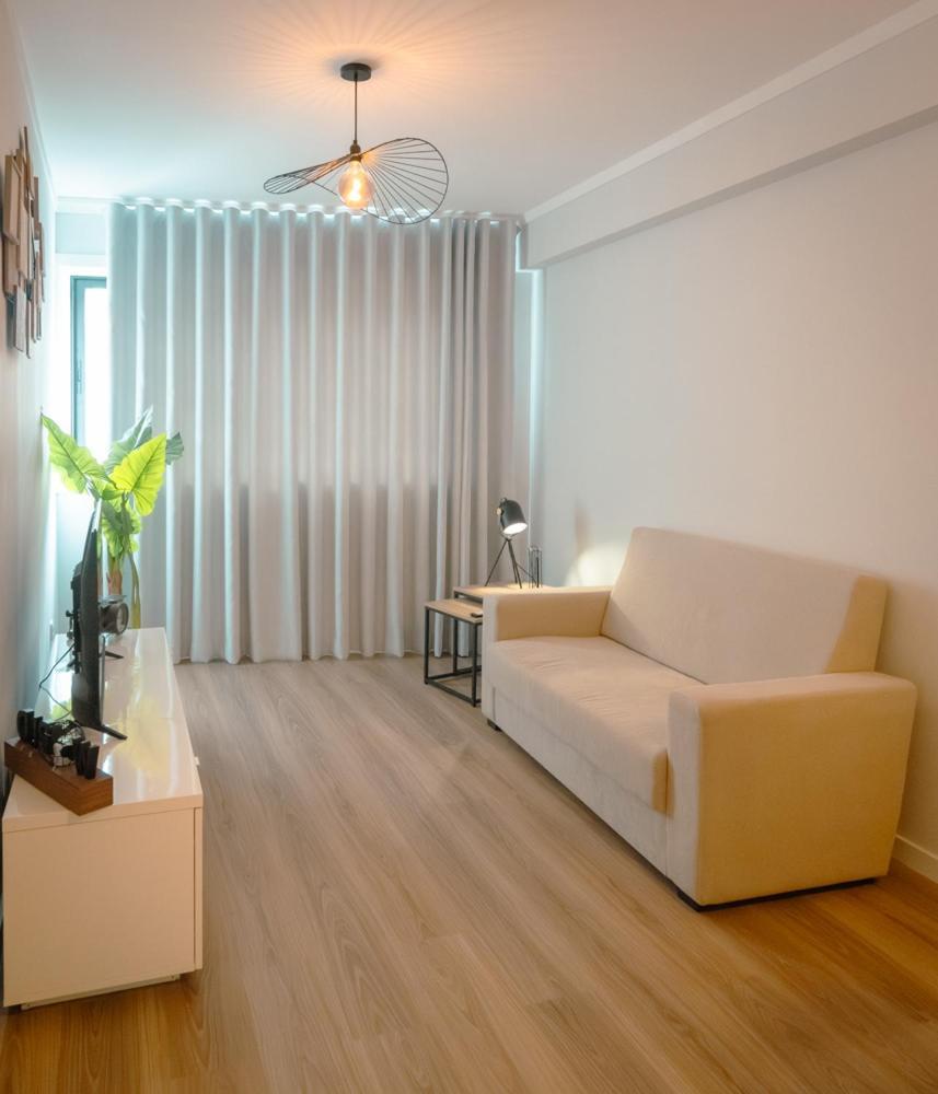 The Cale - Antero De Quental 22 Apartment