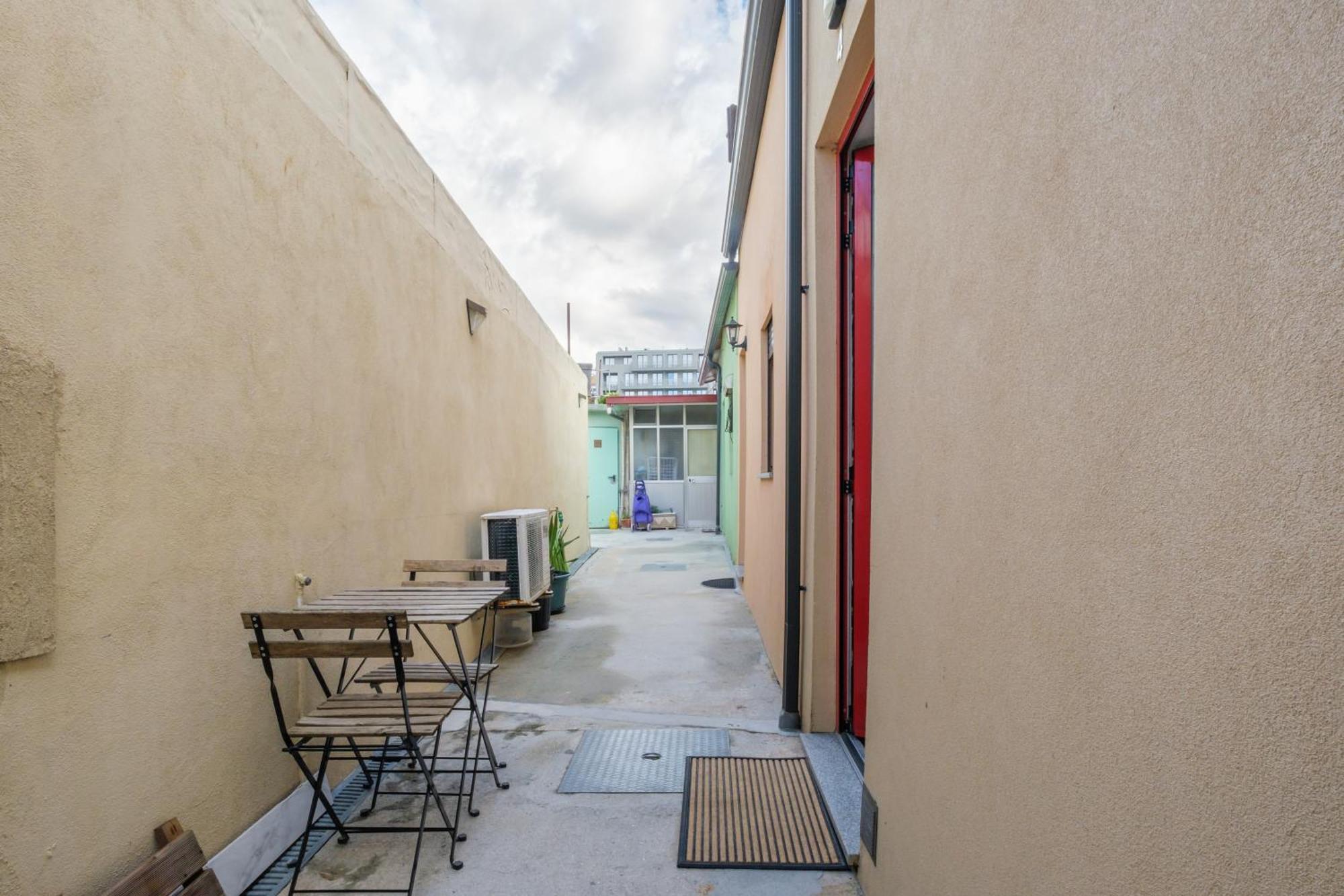 Apartment Cozy Patio House Porto