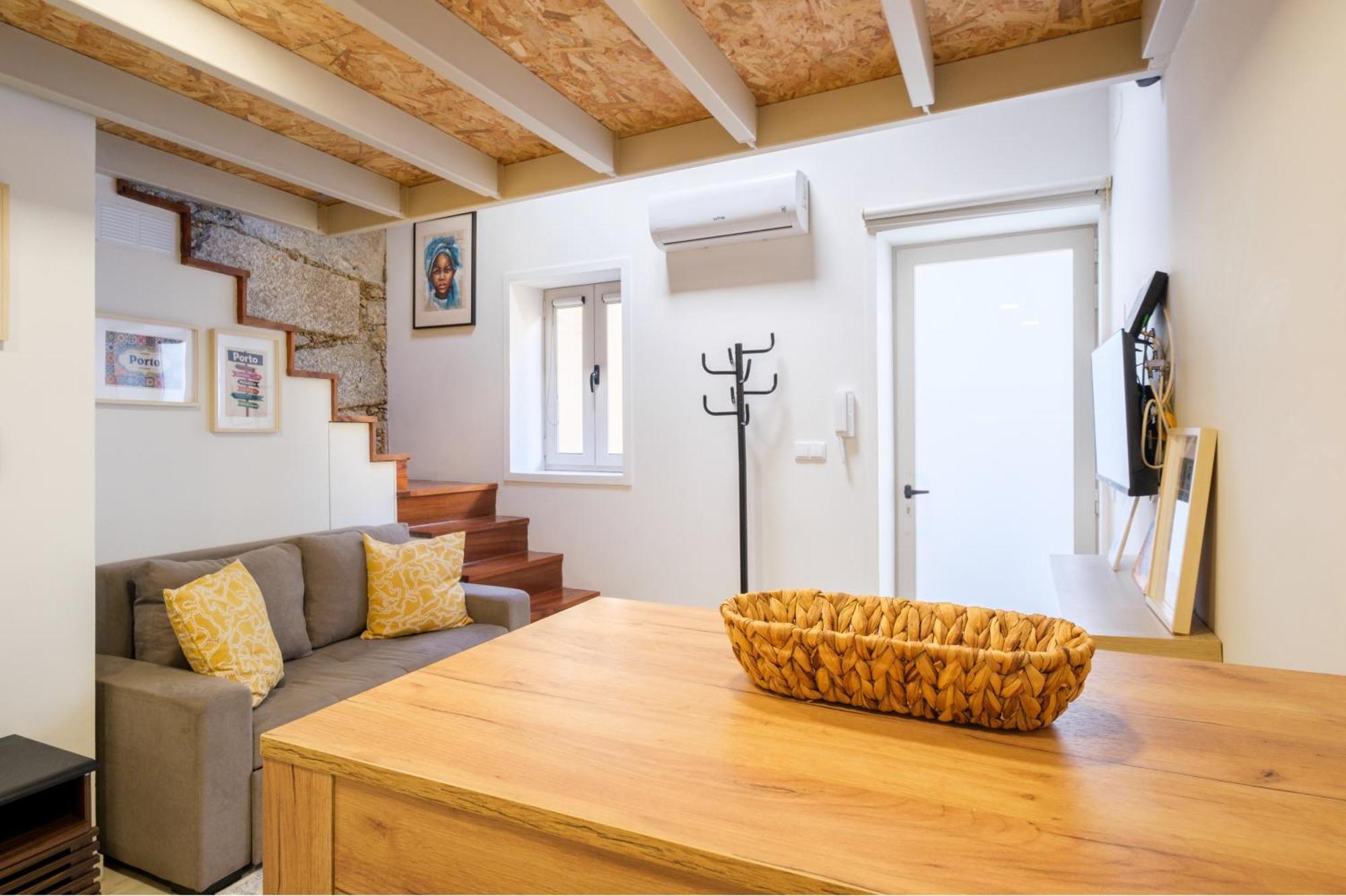 Apartment Cozy Patio House Porto