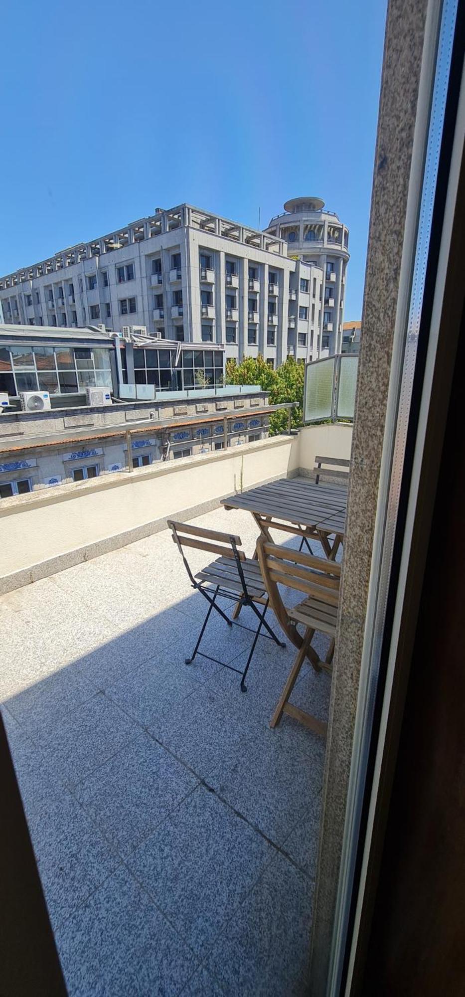 Tomas Flat Front Apartment Porto