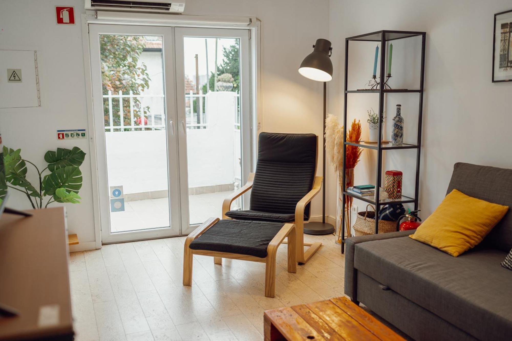 Window Terrace & Jacuzzi House By Vacationy