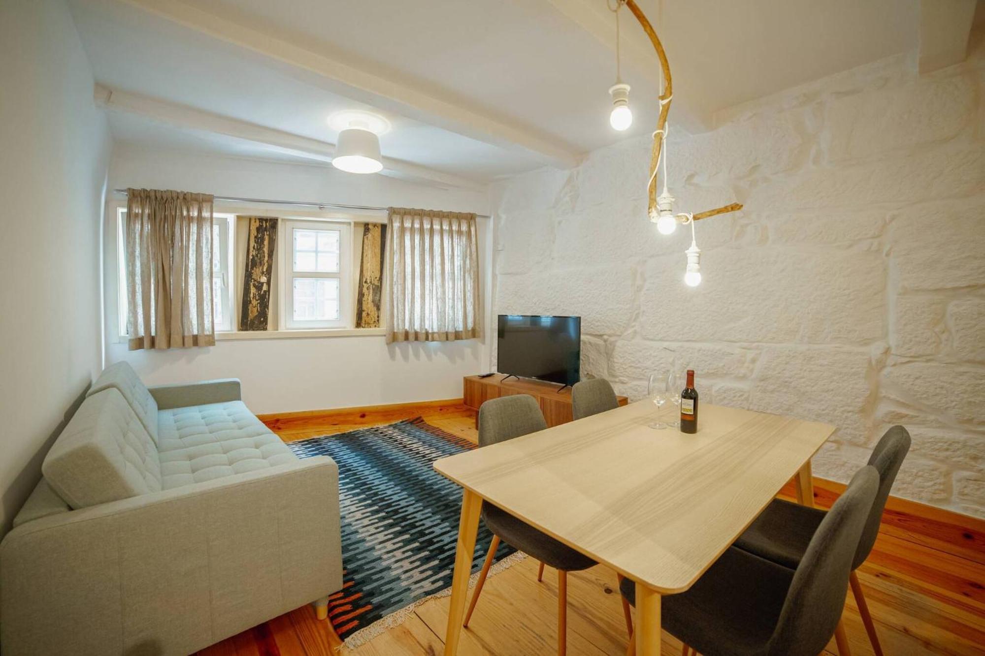 Vintage Flat By Hosty Apartment Porto