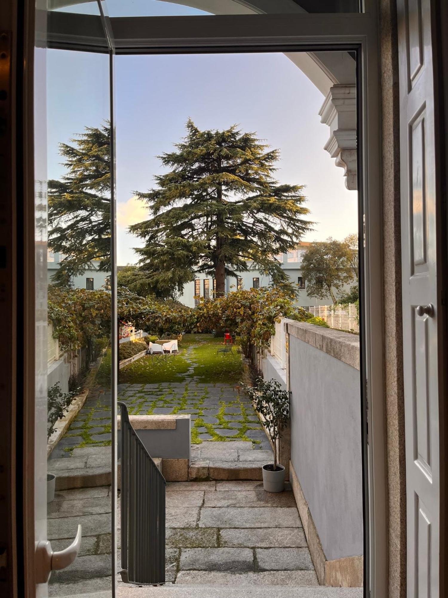 Baumhaus Serviced Living - Art & Design Appartement