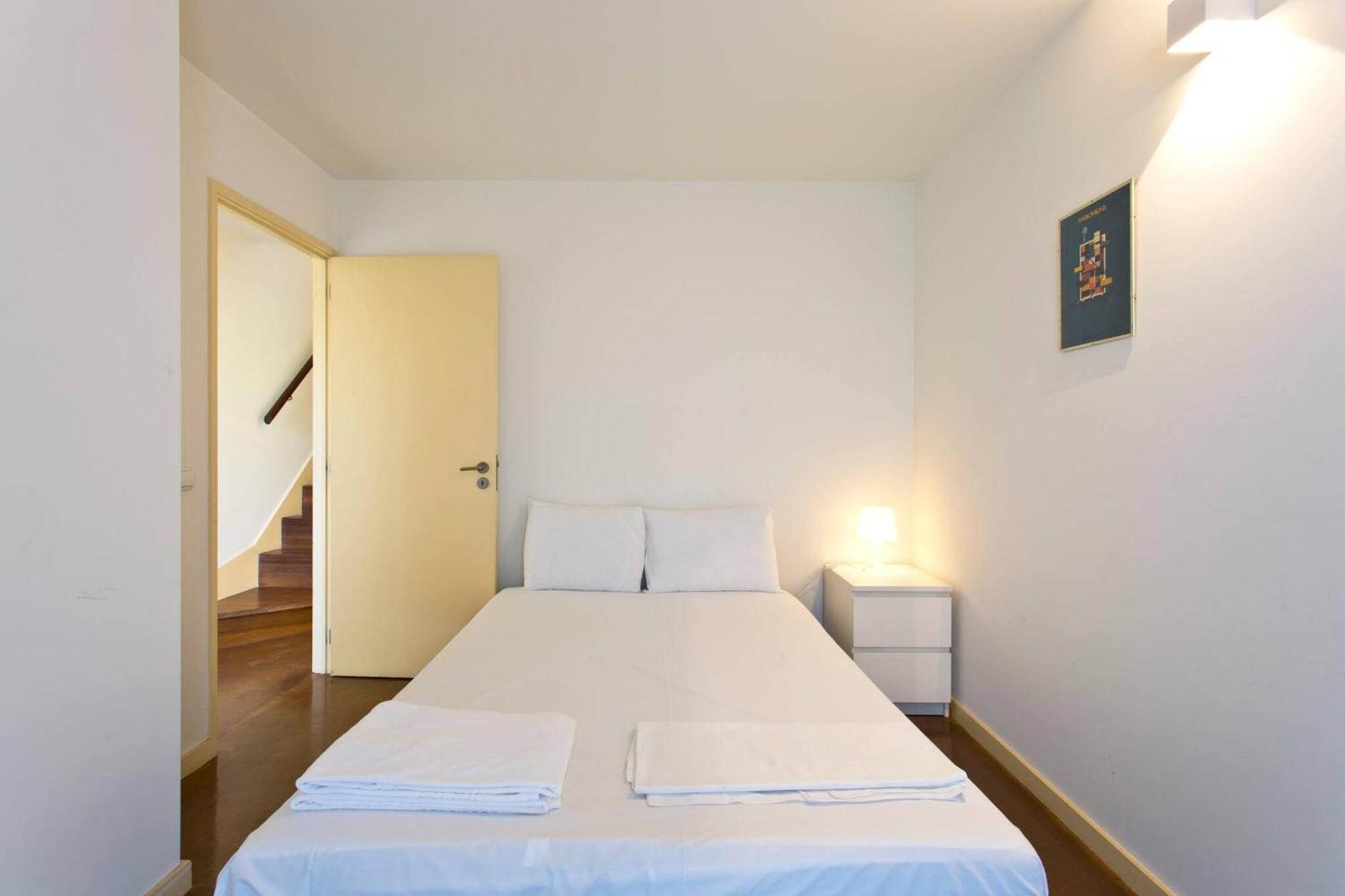 Apartment Aposentus - Bairro Alvaro Siza Vieira Porto