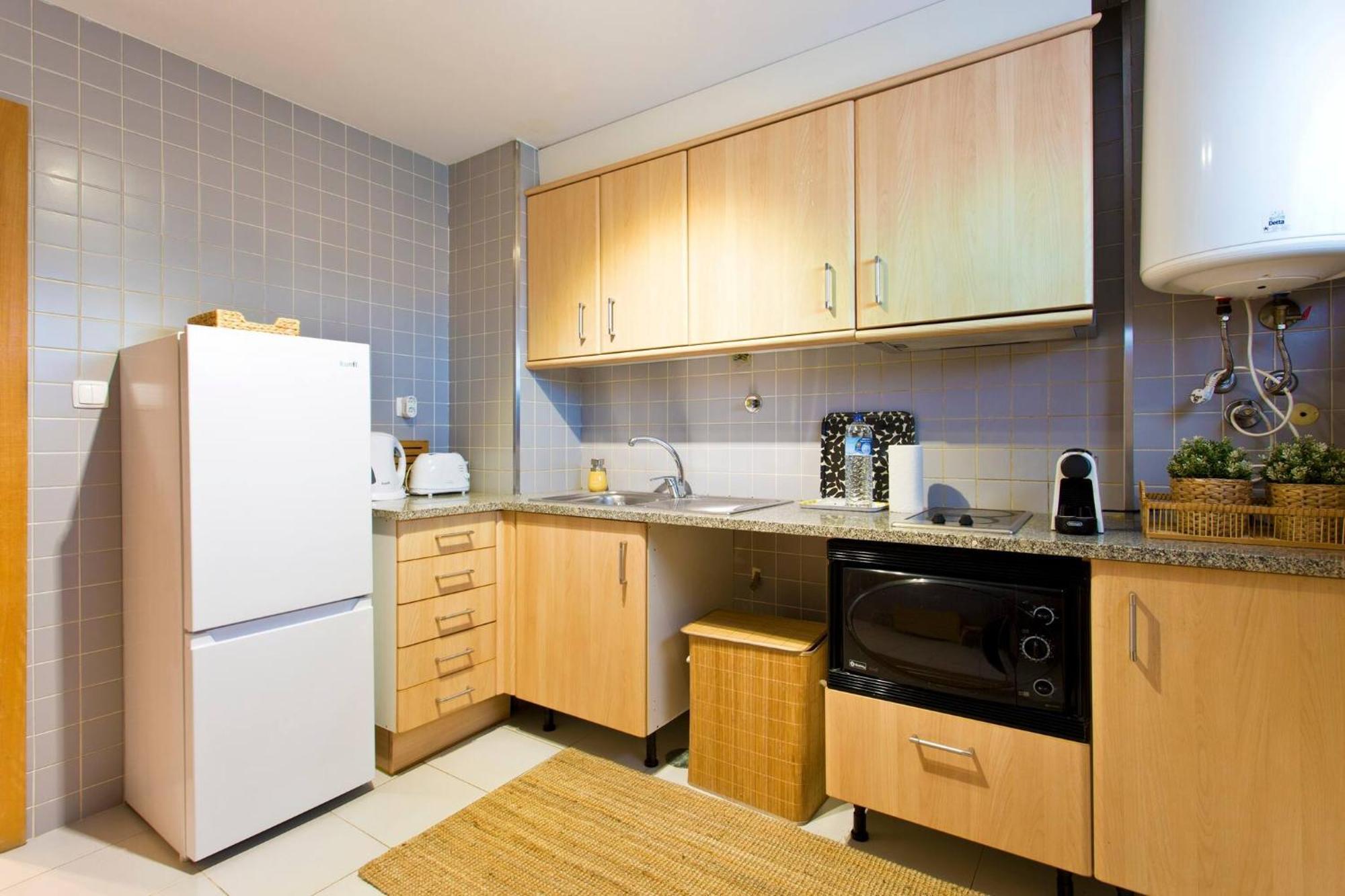 Apartment Aposentus - Contemporary Comfort *