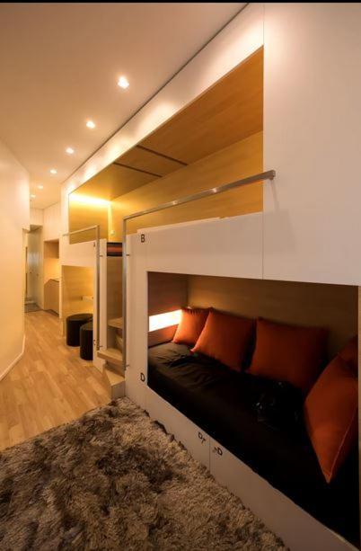 Space Shuttle - Tiny House Porto