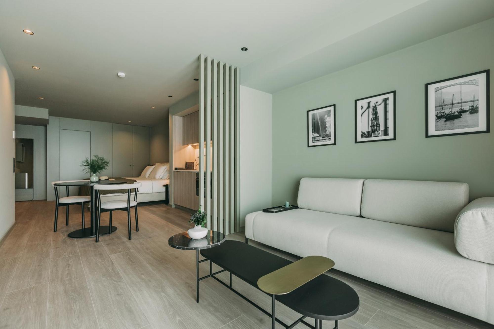 705 Prime Hotel