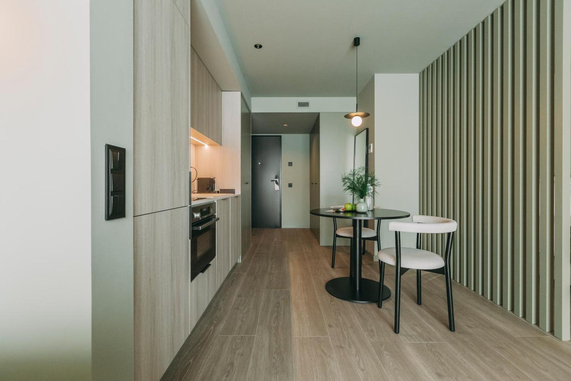 Hotel 705 Prime
