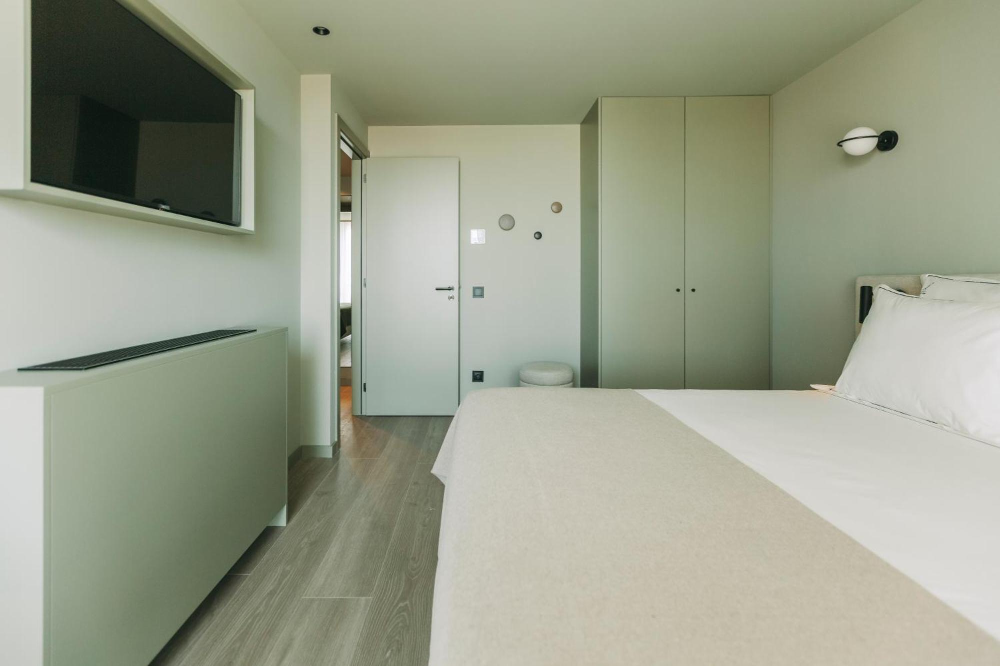 Hotel 705 Prime 4*