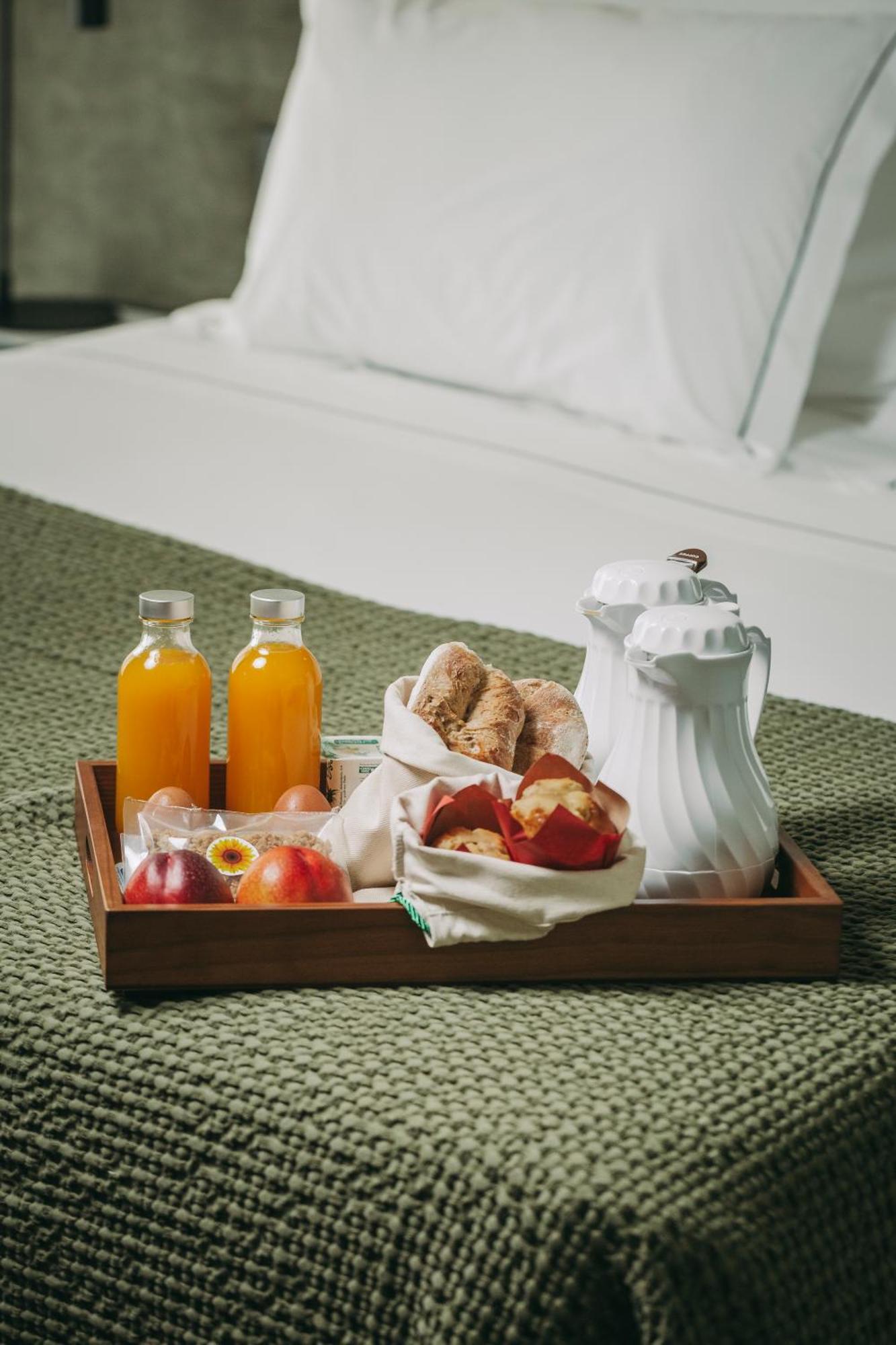 Hotel 705 Prime