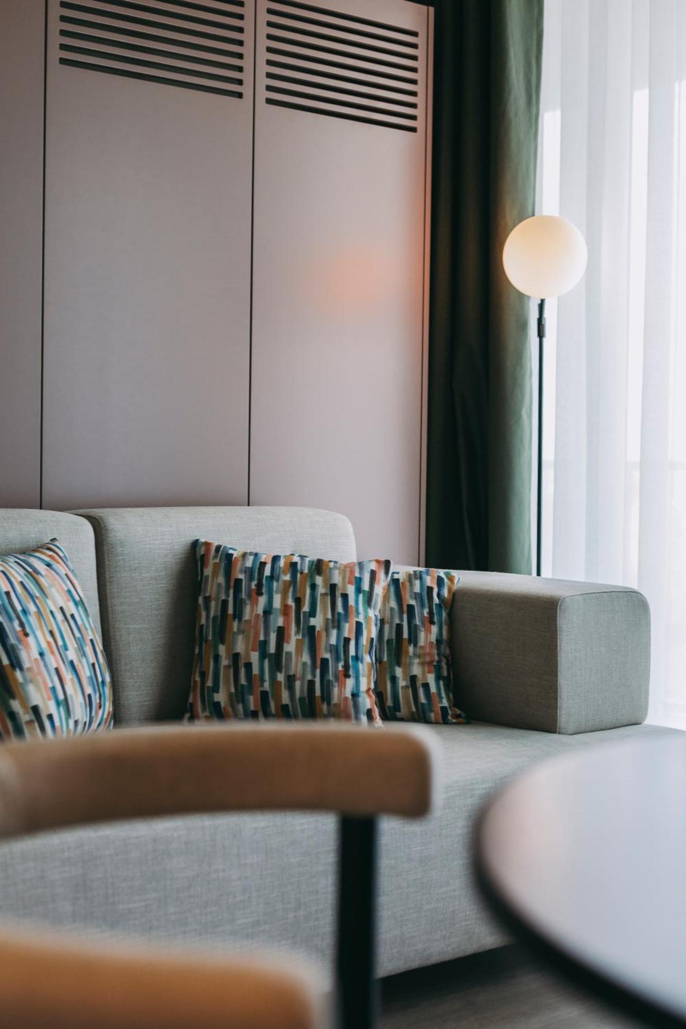 Hotel 705 Prime