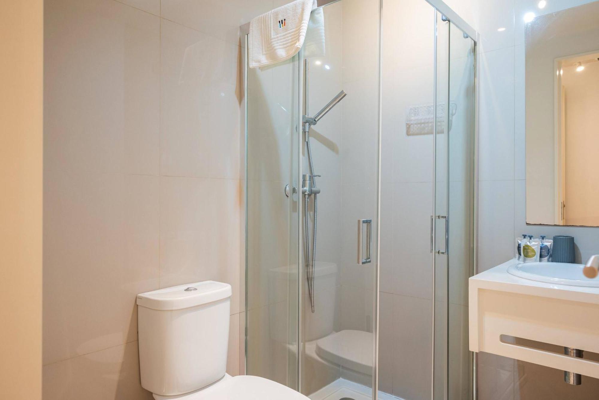 Liiiving In - Delight Terrace Apartamento *