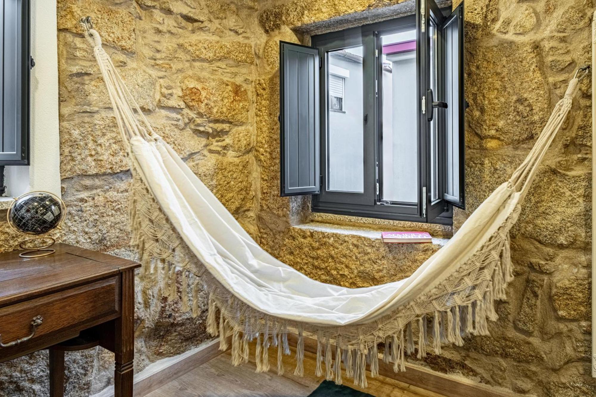 Village Secret * Porto