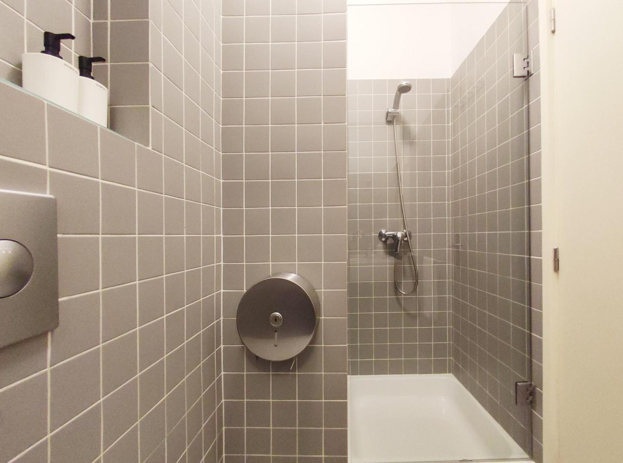 E36 - Ideal For Families - Large Areas Apartment