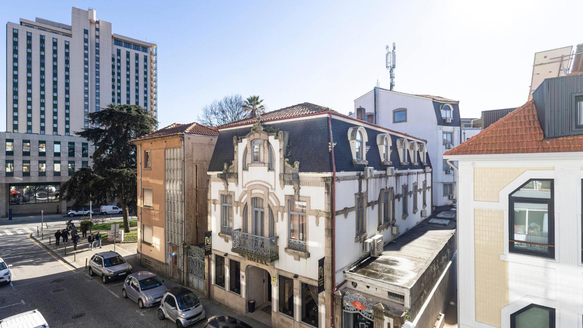 Elegant 3br In Downtown W Ac By Lovelystay