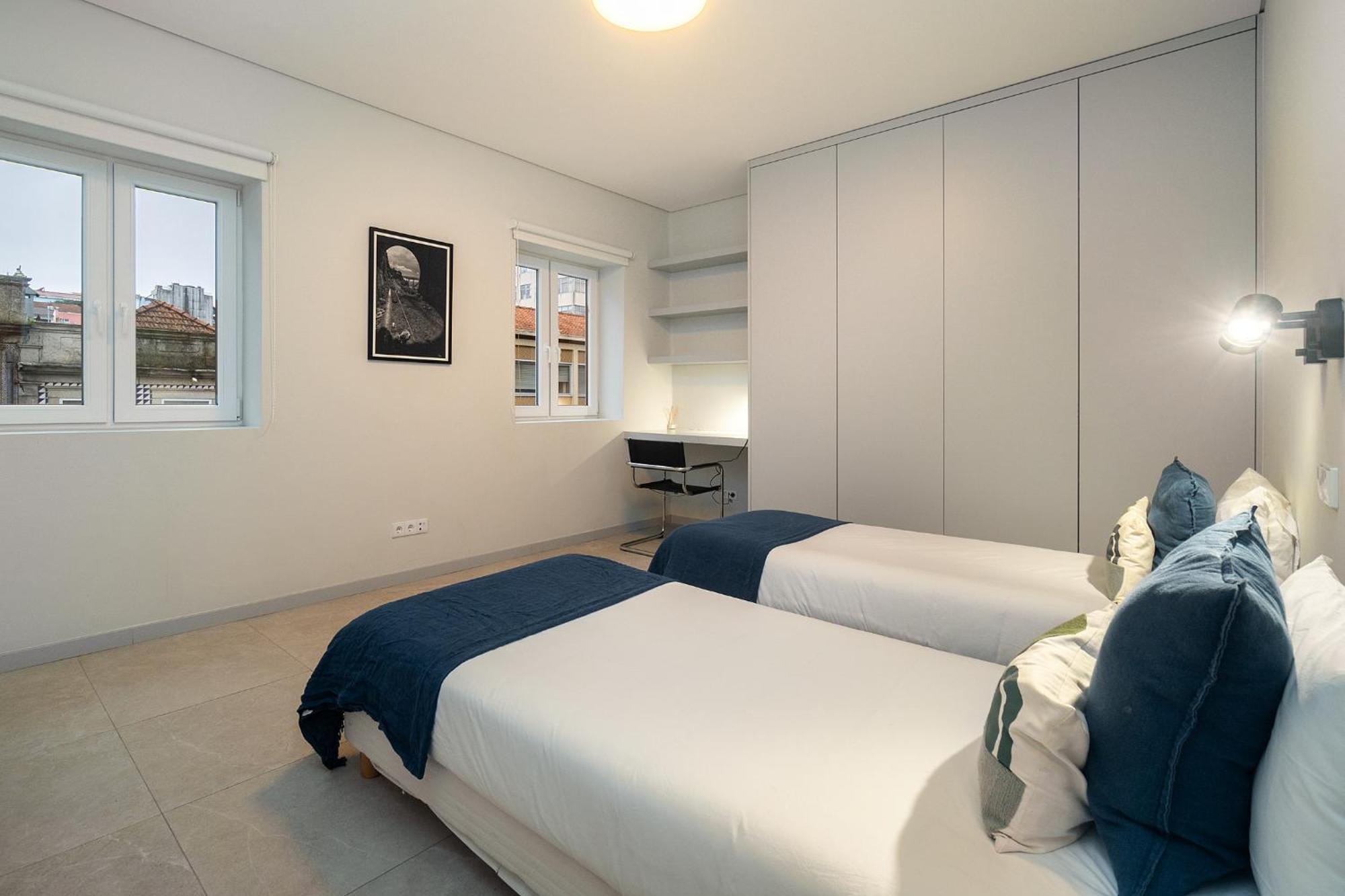 Whome Prime Portal To Your Gateway To Urban Wonders Apartment Porto
