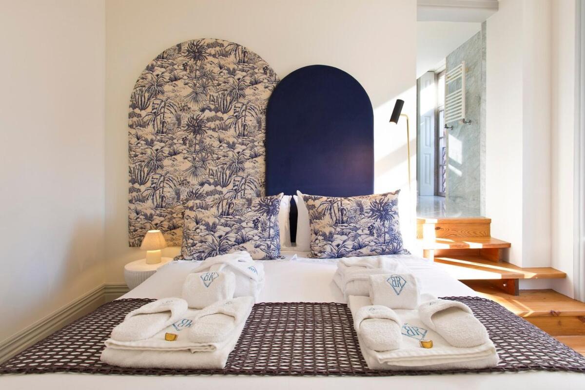 Boutique Rentals- The Miradouro Ribeira Apartment