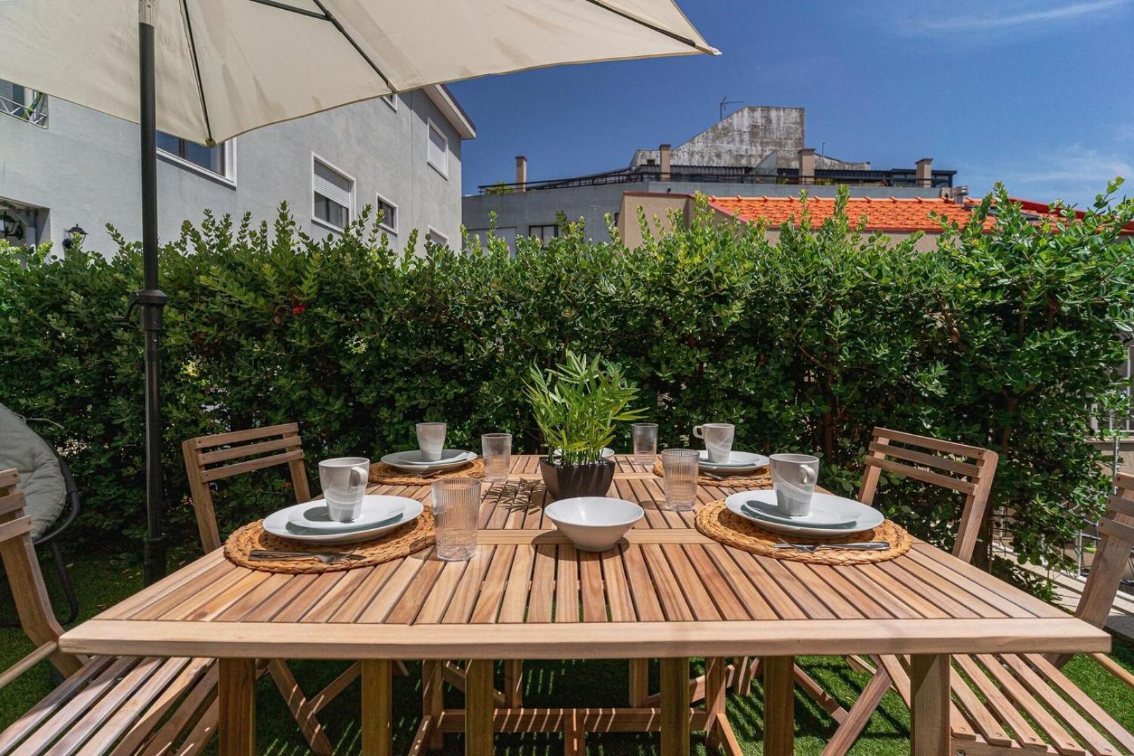 Apartment With Beautiful Garden In The Heart Of The Porto