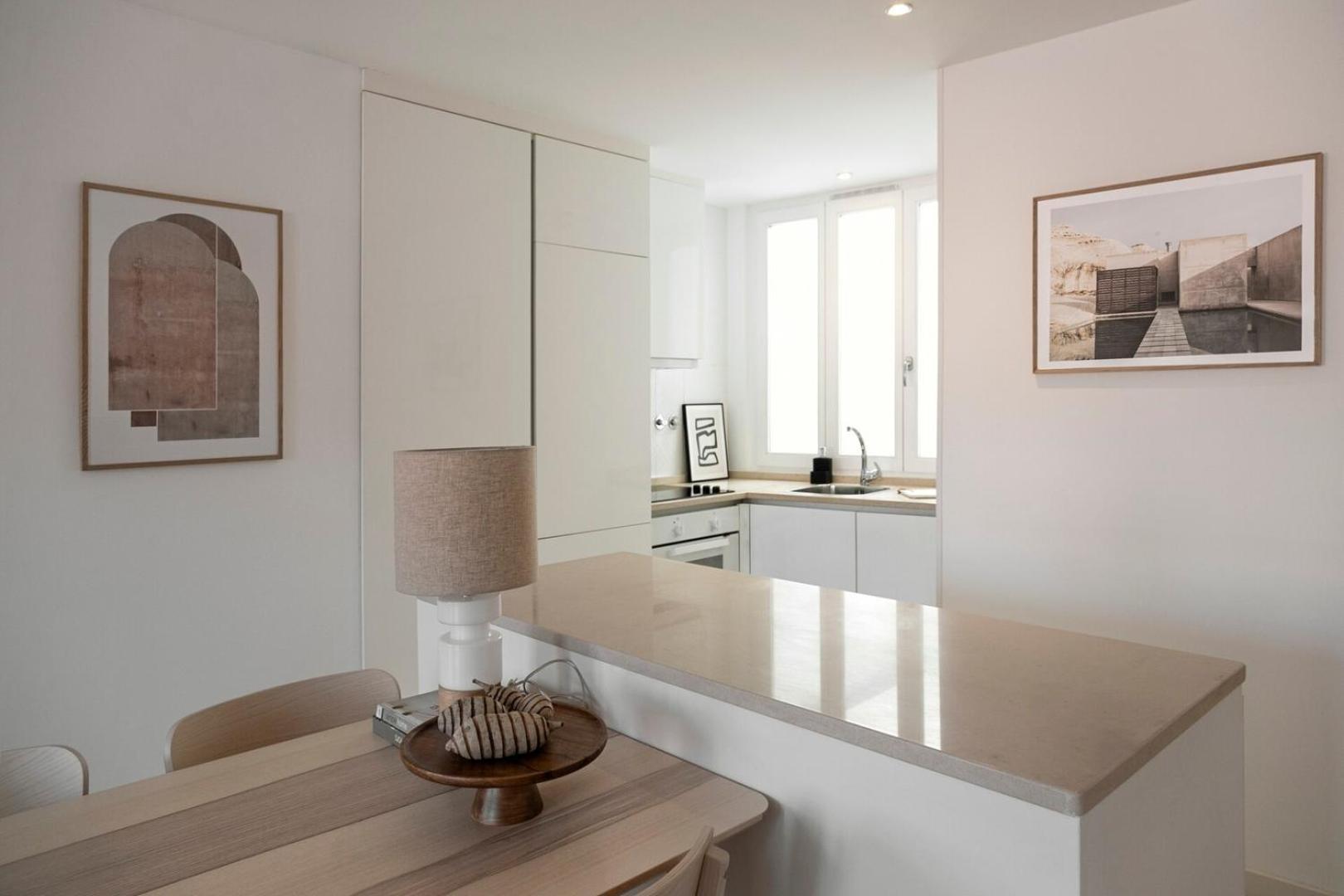 Vakantiehuis Modern 2-bed With View To Clerigos Tower Porto