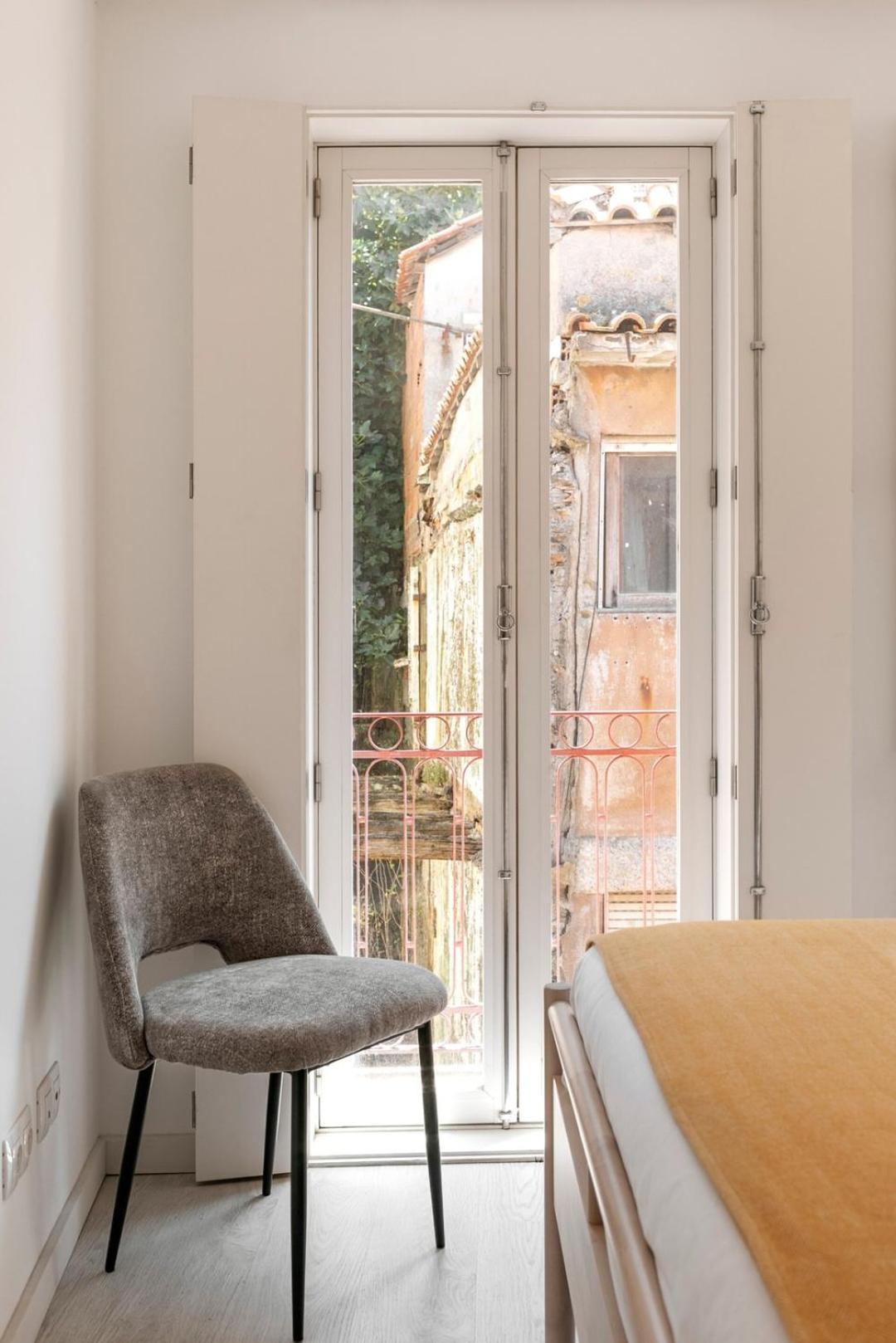Modern 2-bed With View To Clerigos Tower *