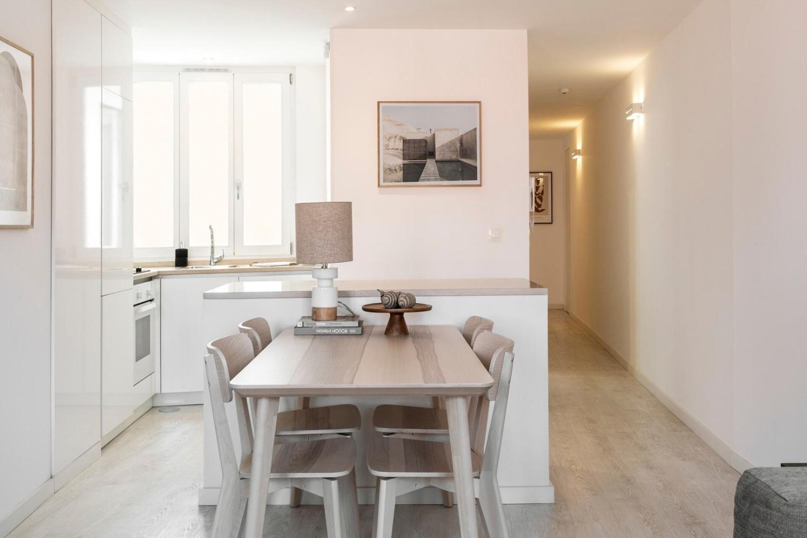 Modern 2-bed With View To Clerigos Tower Porto