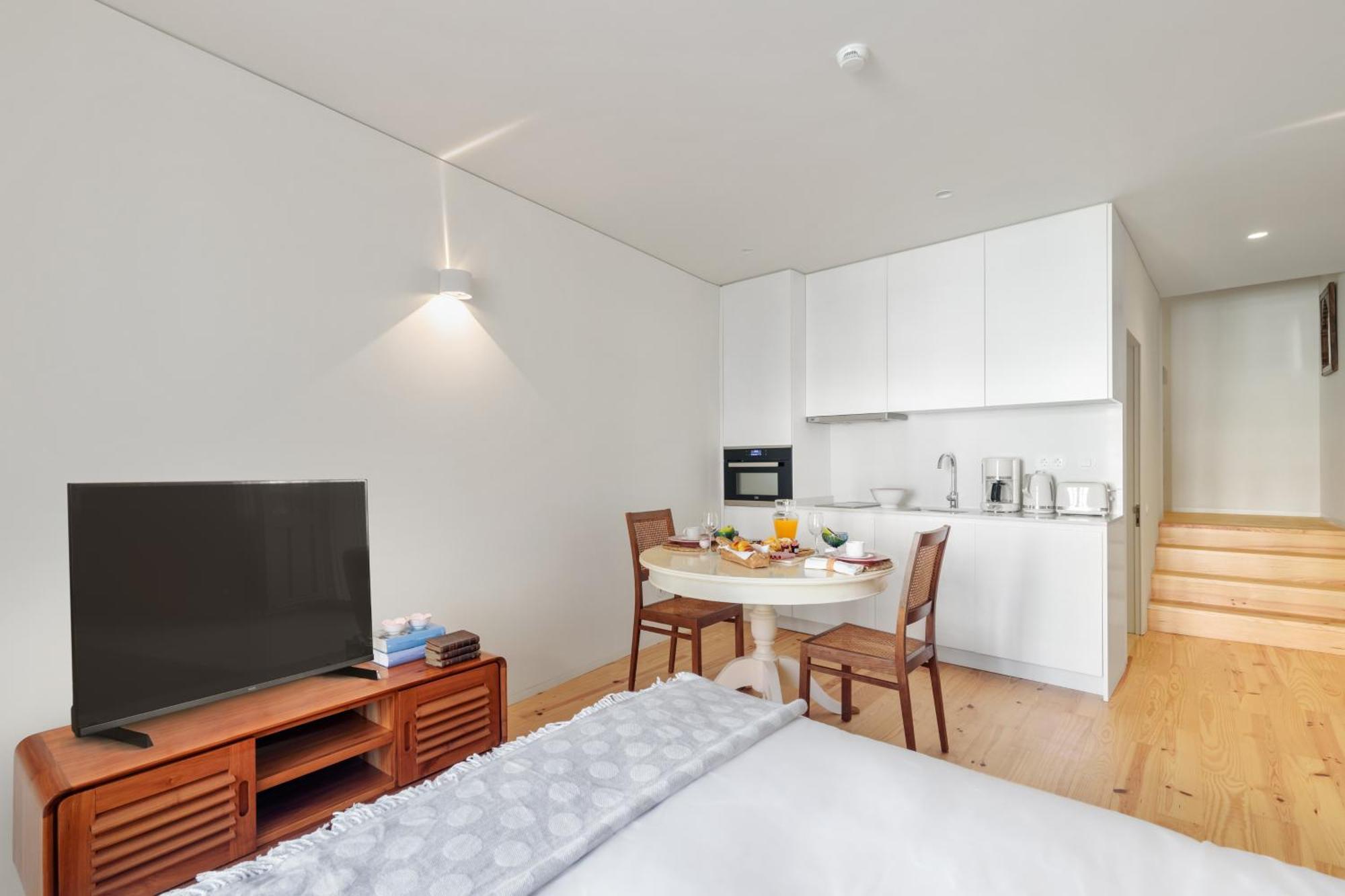 Apartment Inbloom *