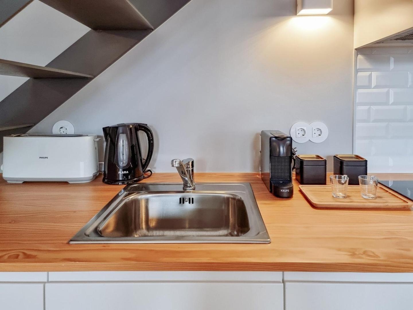 Apartment Charming Loft With Mezzanine In The Center Porto