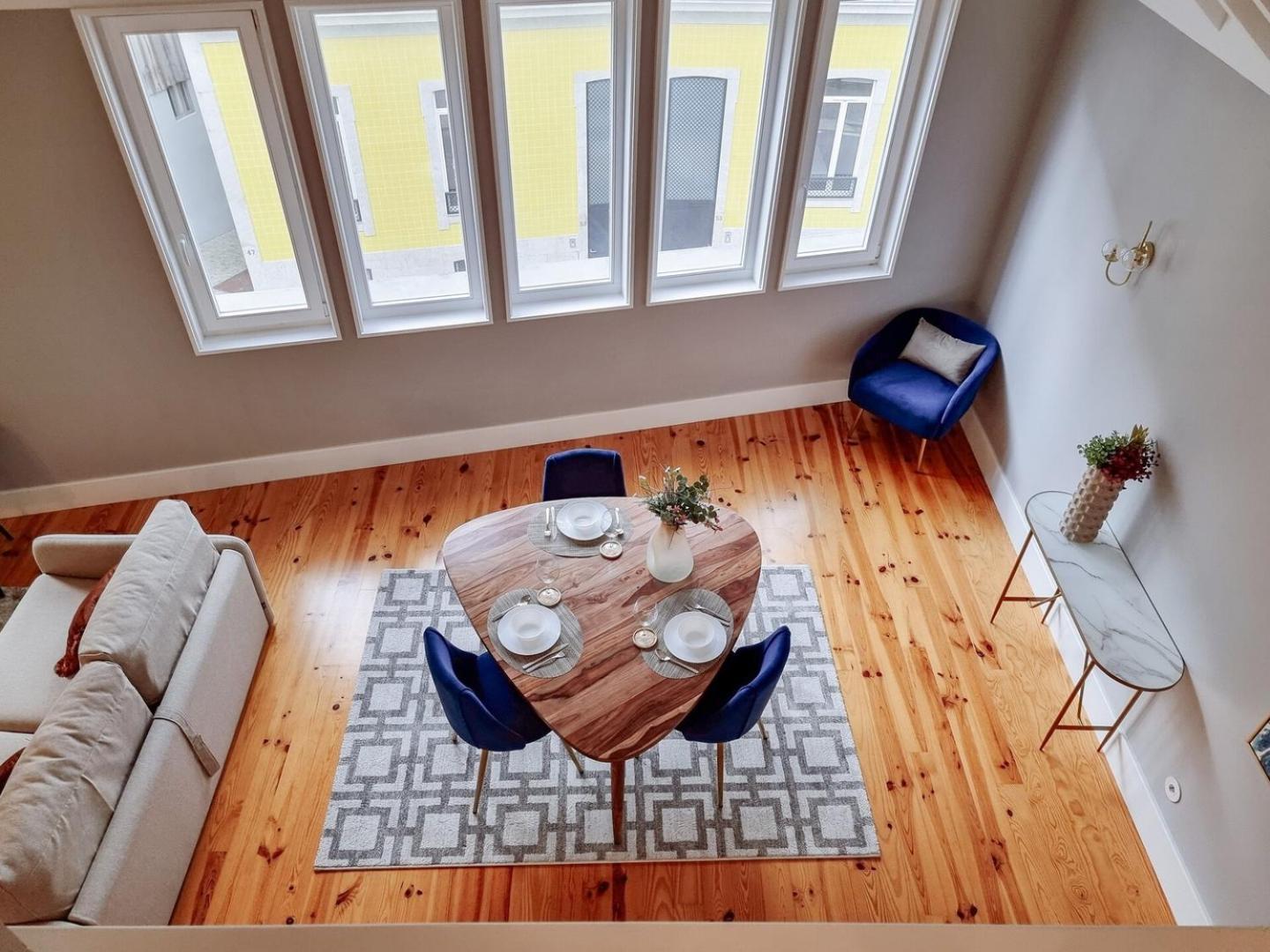 Apartment Charming Loft With Mezzanine In The Center Porto