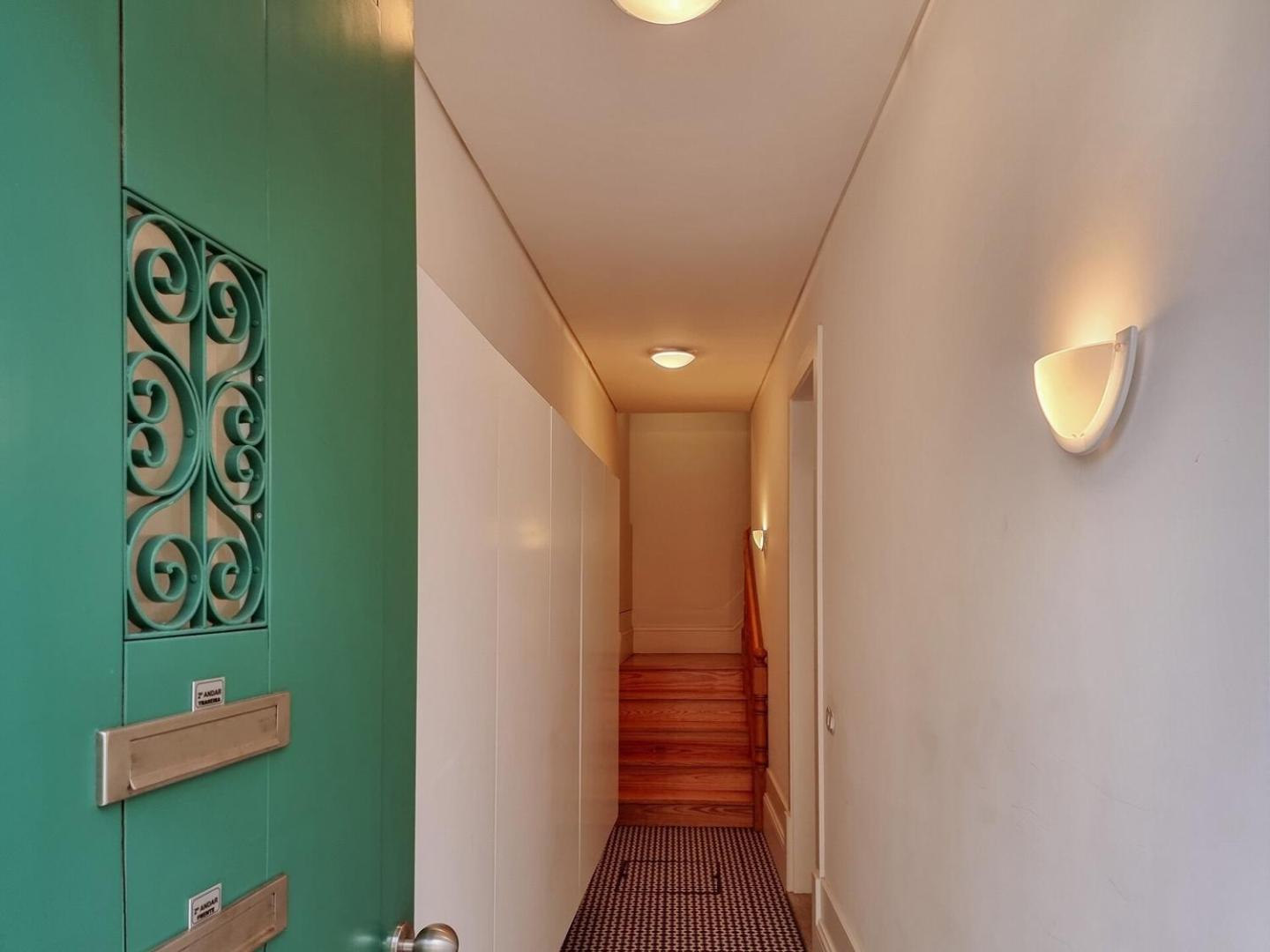 Apartment Charming Loft With Mezzanine In The Center *