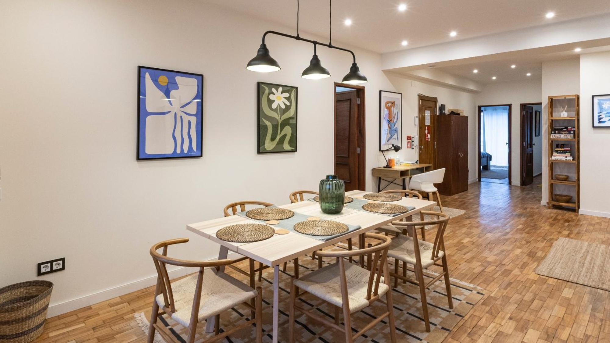 Apartment Elegant 3br In Downtown W Ac By Lovelystay *