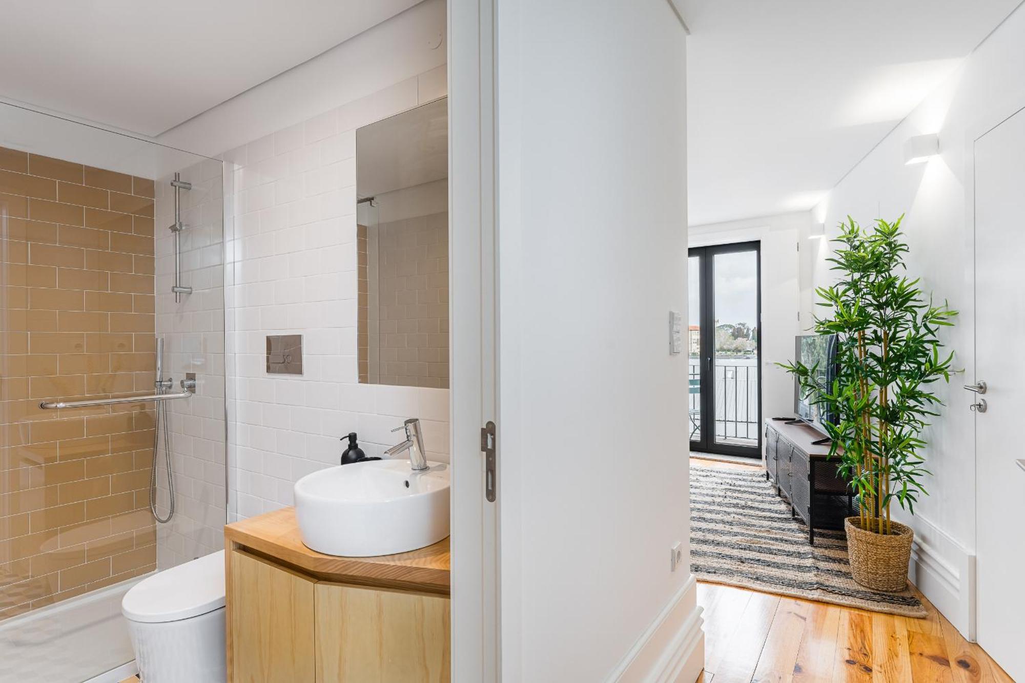 Apartment Sunshine Luxury House Urban Retreat Downtown Porto