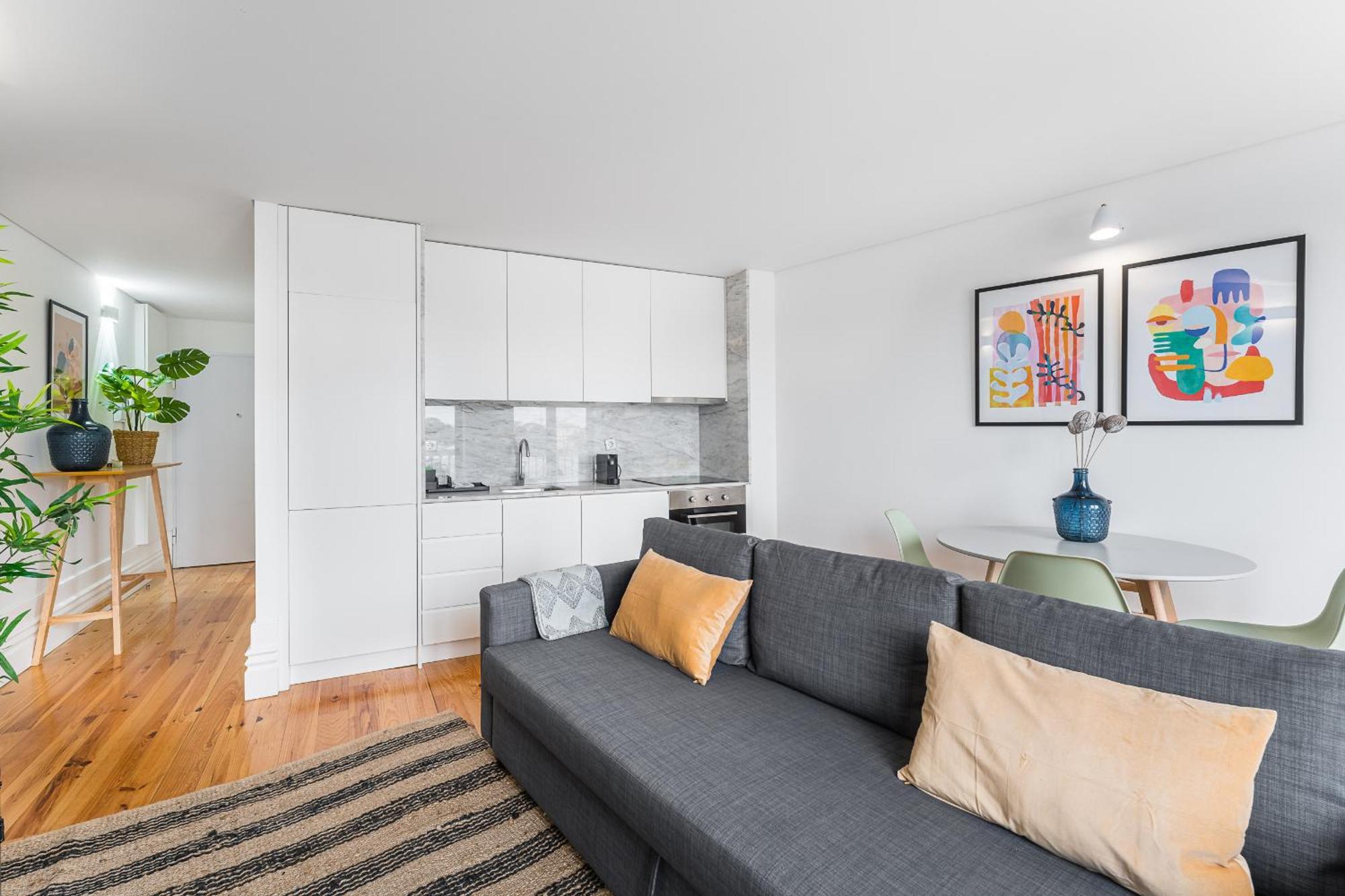 Sunshine Luxury House Urban Retreat Downtown Apartment