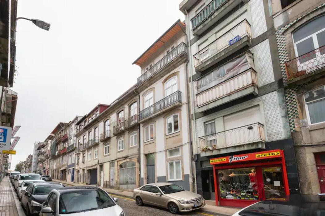 Almada Downtown Appartement Porto