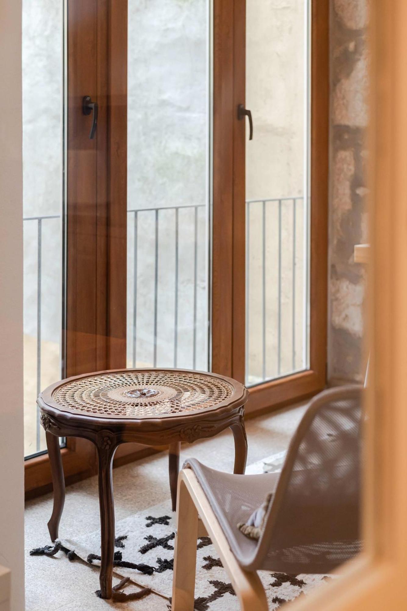Liiiving In - Oasis Retreat Apartment *