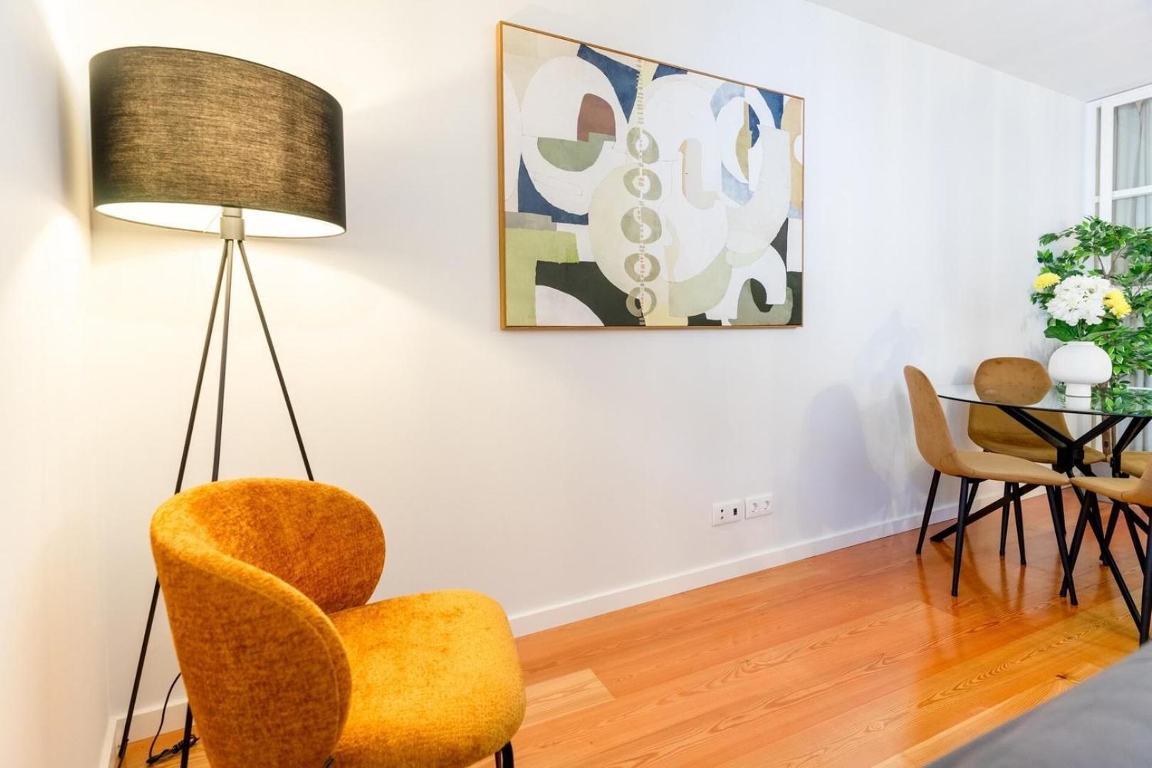 Luxury tent Flat With Cozy Balcony In The Heart Of Center *