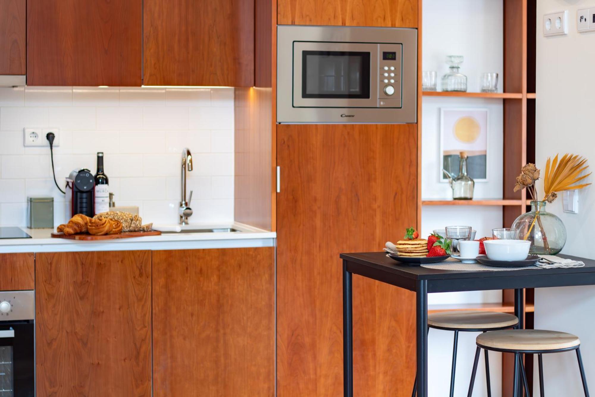 Miragaia W Patio By Lovelystay Apartment Porto