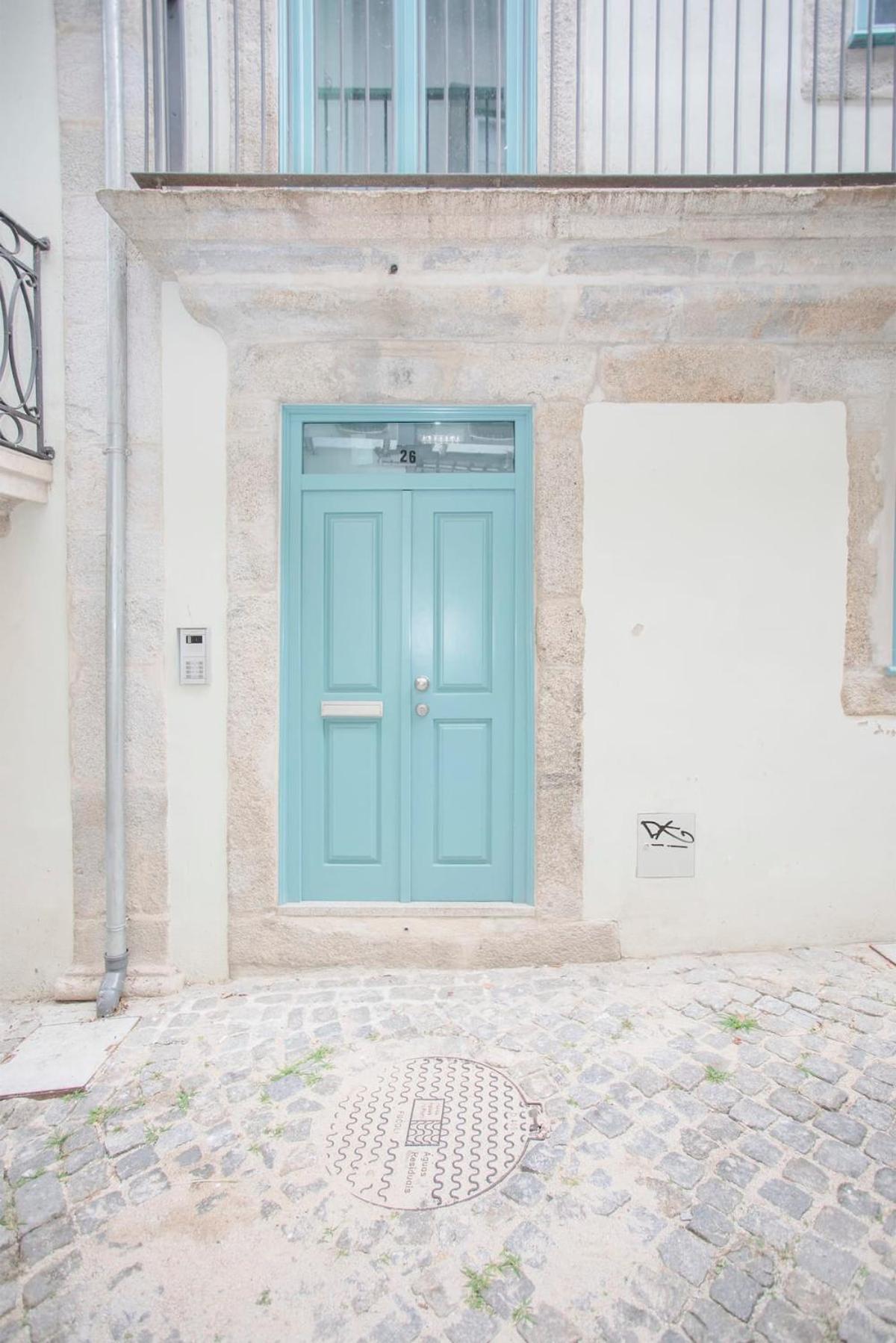 Liiiving In - Boho Blue Apartment Porto