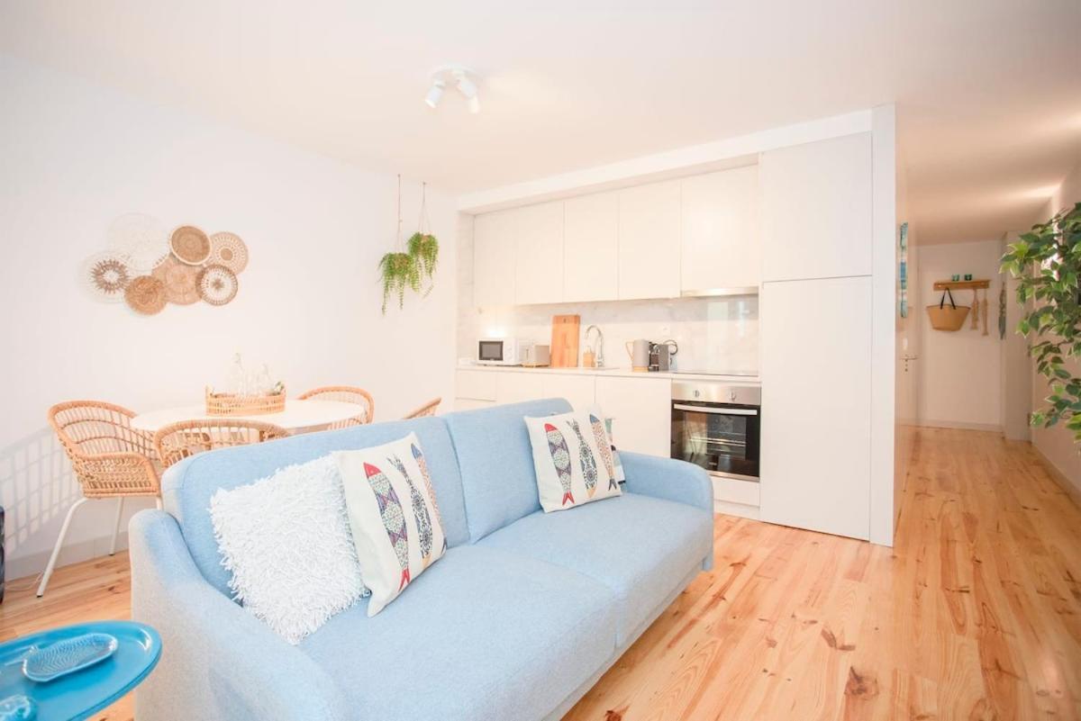 Liiiving In - Boho Blue Apartment