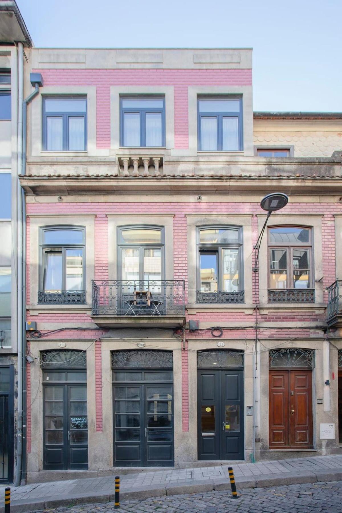 Apartment Liiiving In - Urban Art Porto