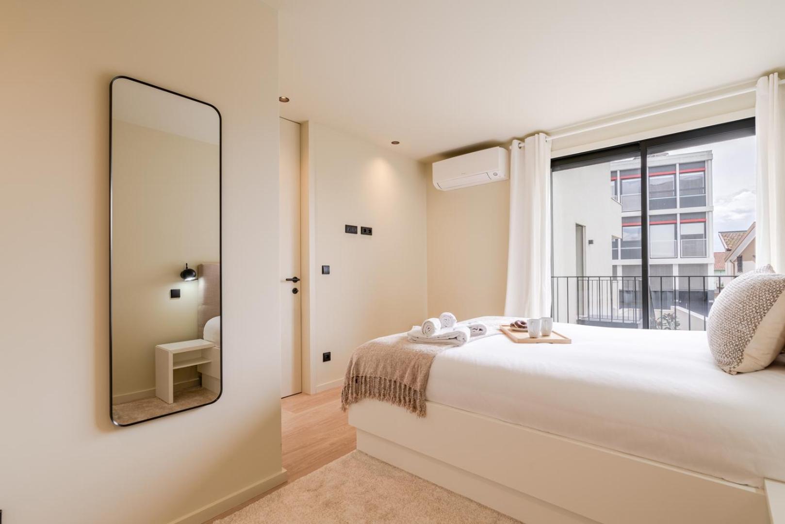 Apartamento Hostwise - Stylish Flat With Terrace & Garage Porto