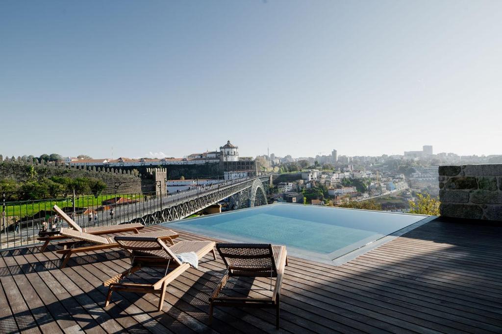 D'alma - Dom Hugo Apartment