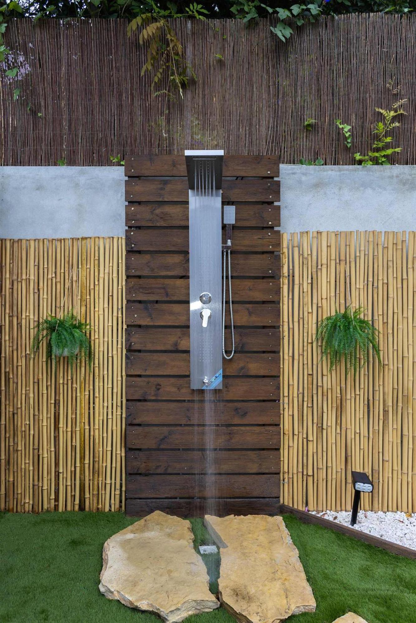 Liiiving In - Pool Paradise Appartement